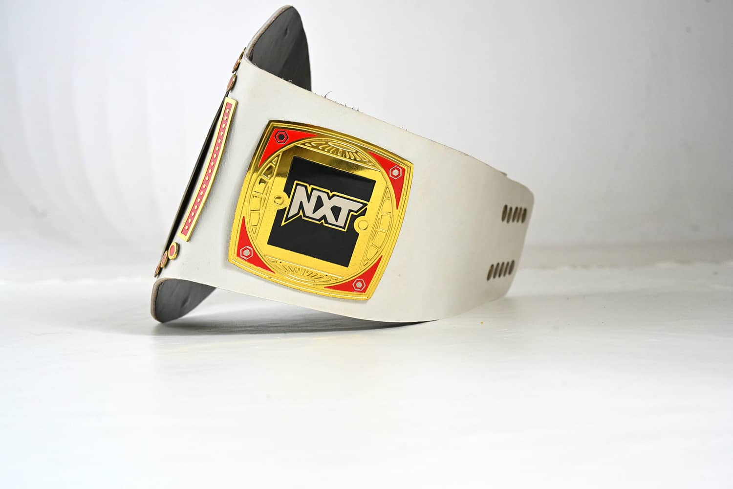 NXT Replica Champion Belt – Premium Collectible Trophy - BFW-CB-4019 - Image 2